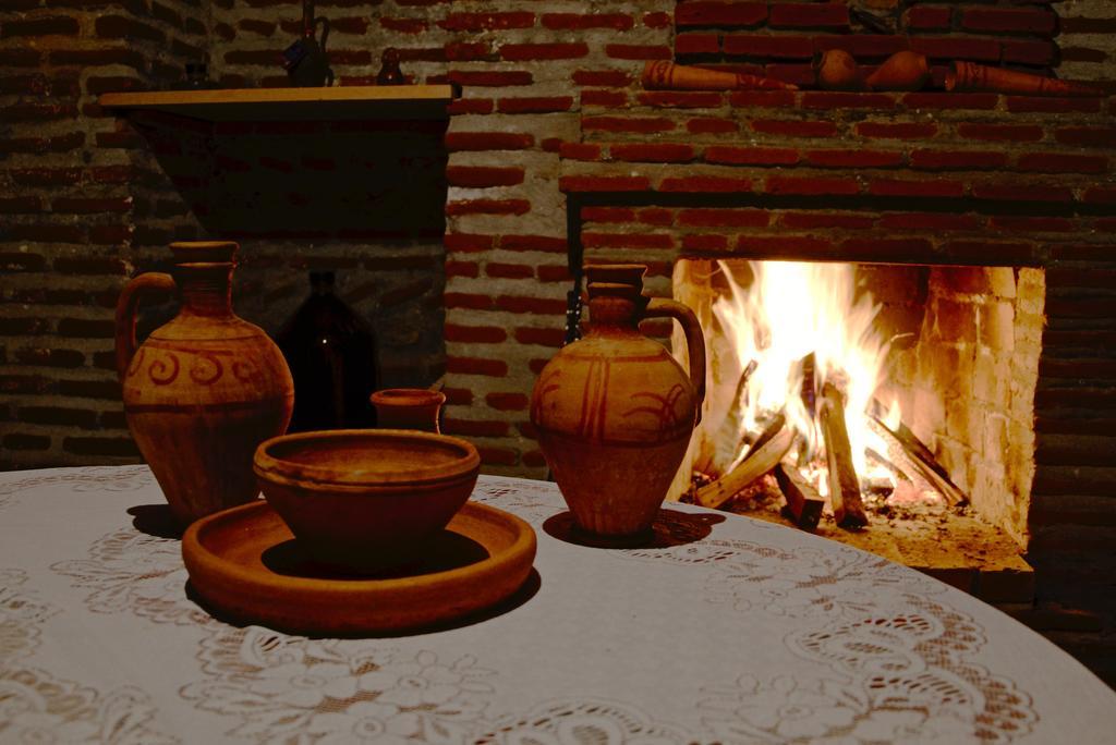 Guest House Aisi Siğnaği Dış mekan fotoğraf