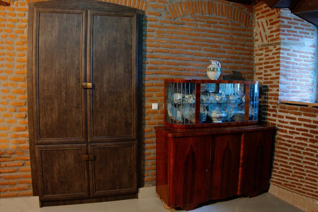 Guest House Aisi Siğnaği Dış mekan fotoğraf