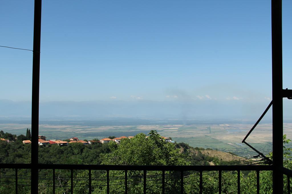 Guest House Aisi Siğnaği Dış mekan fotoğraf