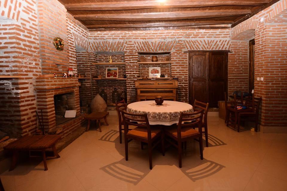 Guest House Aisi Siğnaği Dış mekan fotoğraf